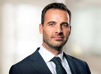 Portrait of Bart Joris van Nassau, employee at Van Lanschot Kempen